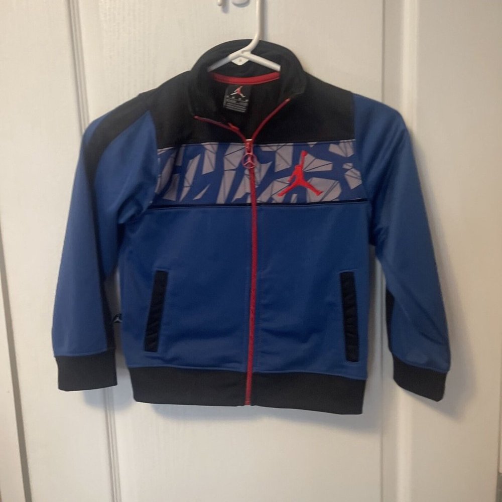 jordan kids full zip jacket size medium 5-6 year old jacket